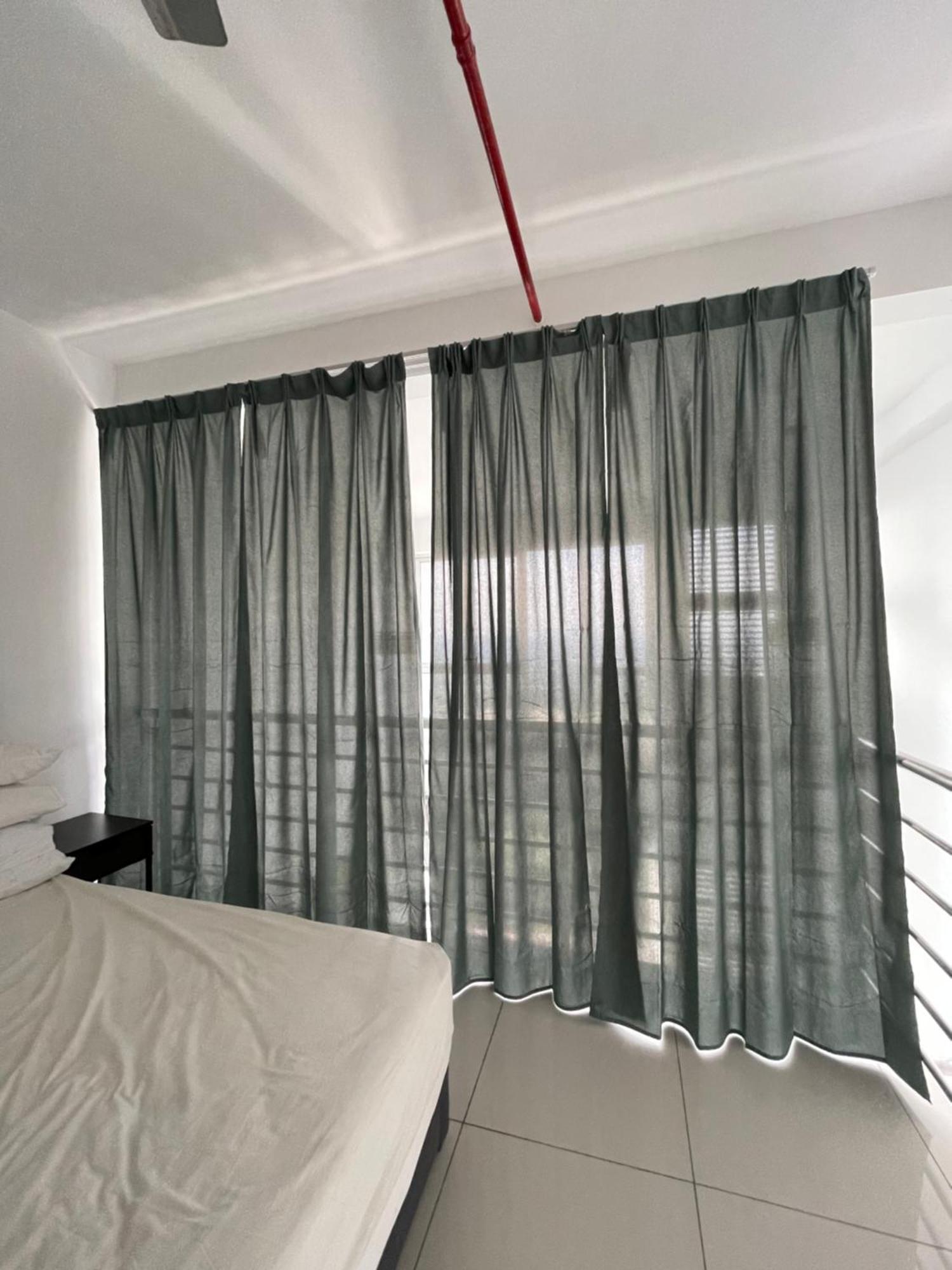 Yenni Duplex @ Decentrum, Kajang Serdang  Extérieur photo